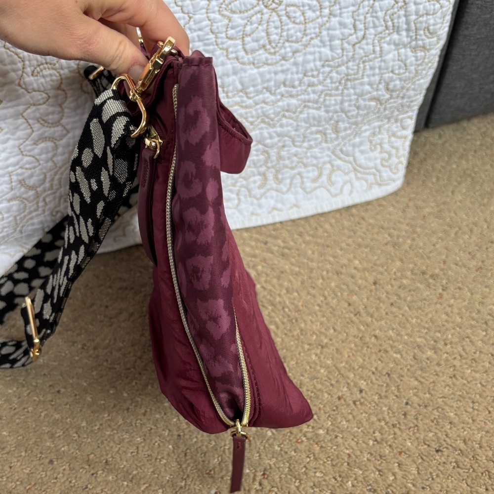 Stella & Dot Zip It Crossbody-Oxblood Burgundy - Picture 12 of 15